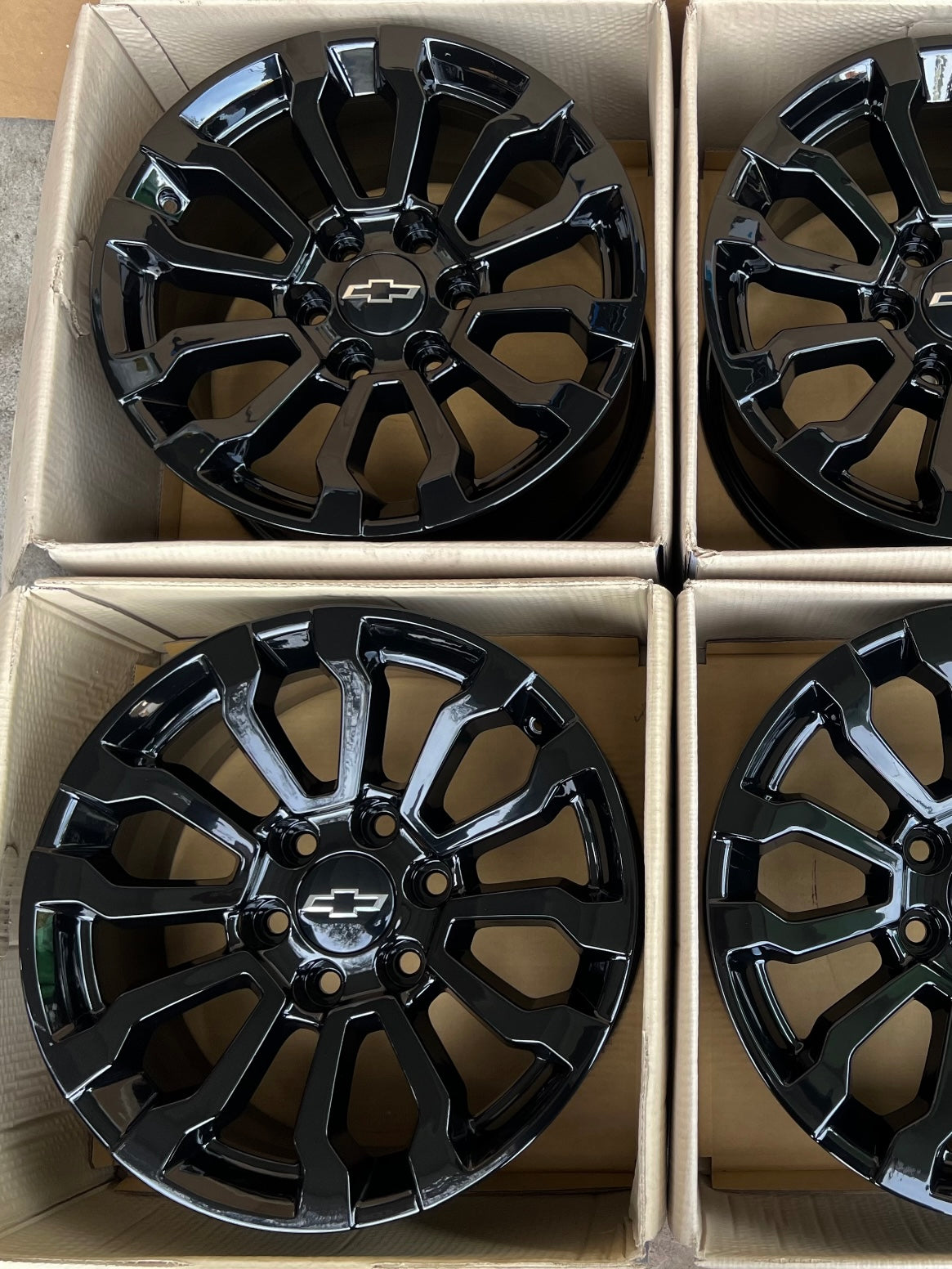 18” GMC Yukon Sierra AT4 Chevy Tahoe Silverado Wheels Factory OEM Rims (4)