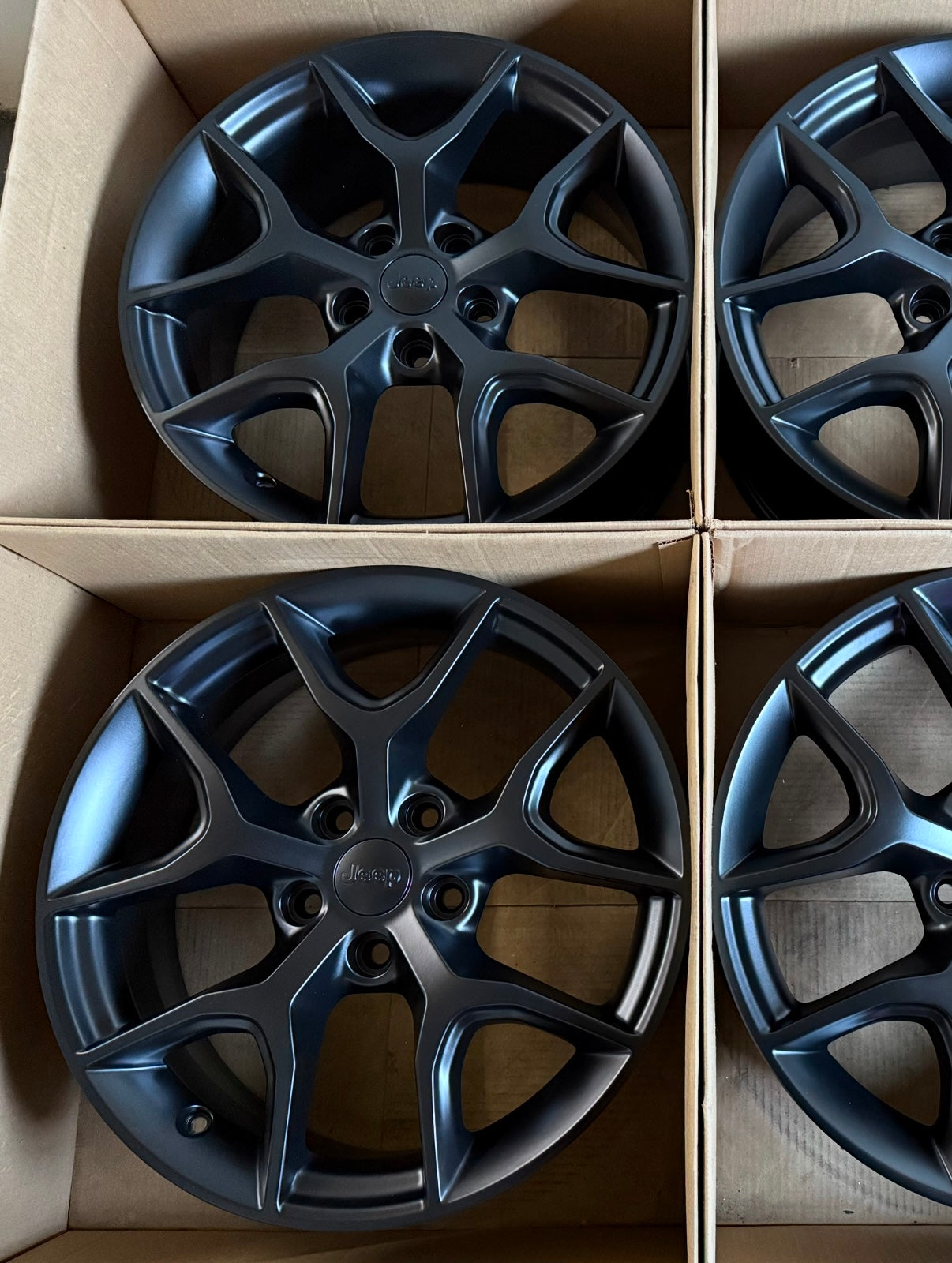 20” Jeep Grand Cherokee Wheels Factory OEM Rims (4)