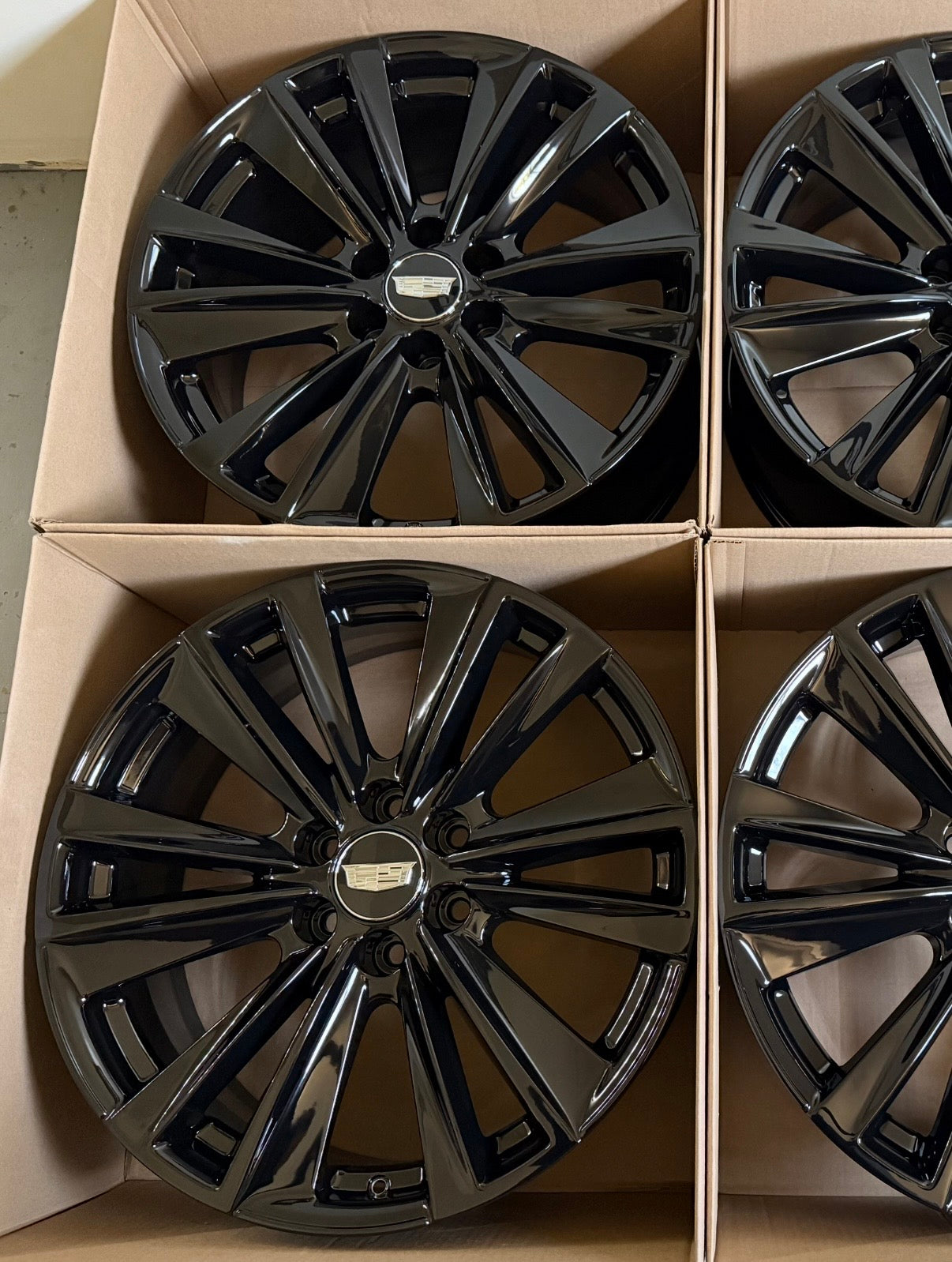 22" Cadillac Escalade Wheels Factory OEM Rims 2026 (4)