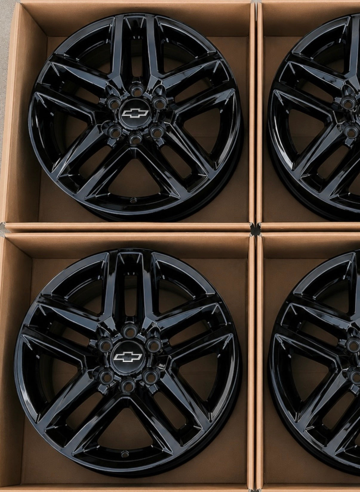 18" Chevy Tahoe Suburban Silverado Trail Boss Wheels Factory OEM Rims (4)