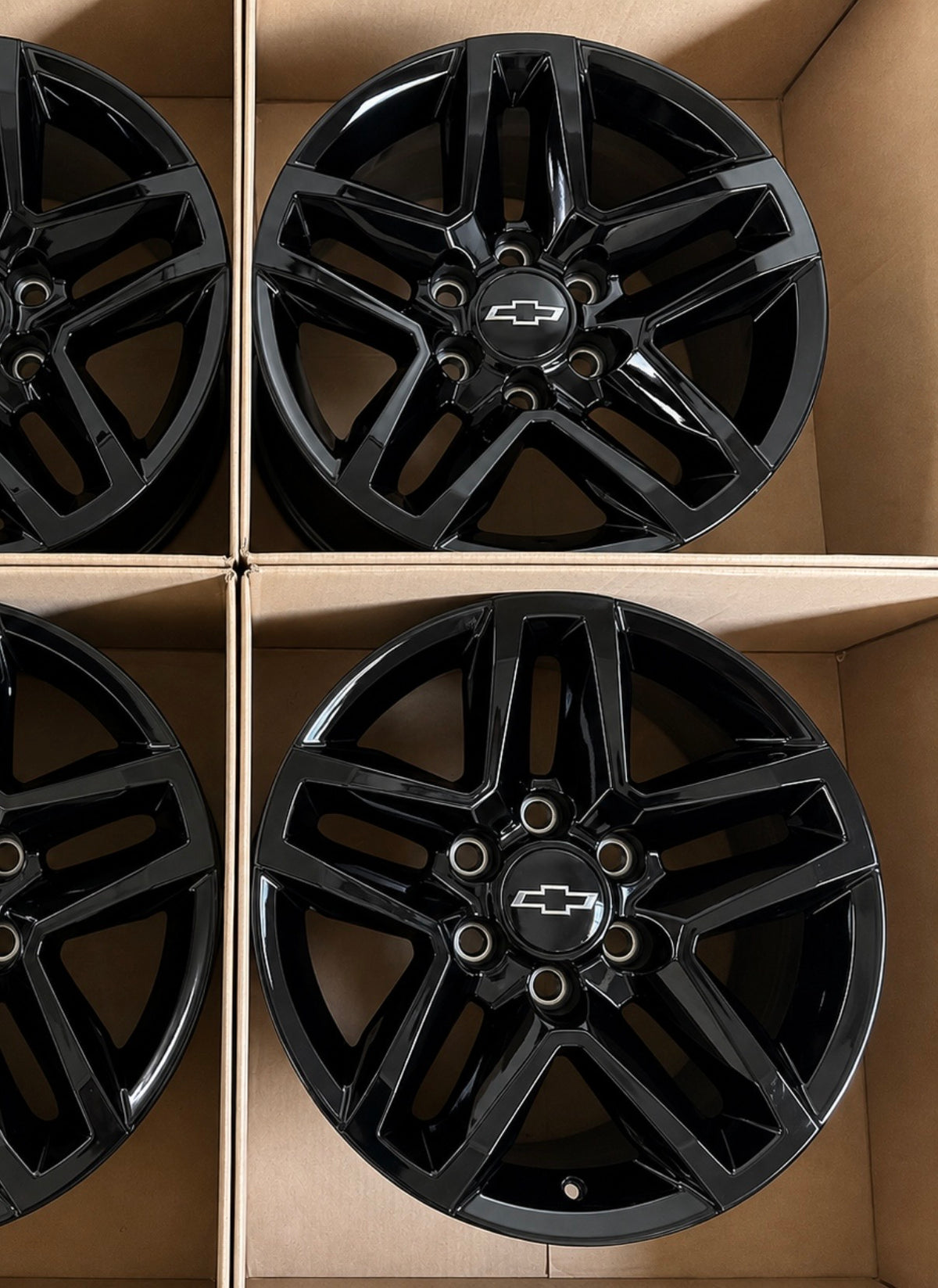 18" Chevy Tahoe Suburban Silverado Trail Boss Wheels Factory OEM Rims (4)